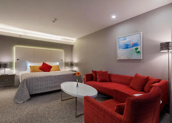 The Sense Deluxe シダ