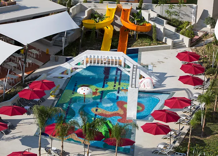 Semesteranläggning (resort) The Sense Deluxe 5*