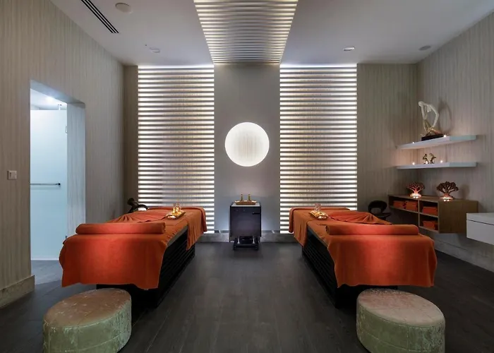 The Sense Deluxe 5* Side