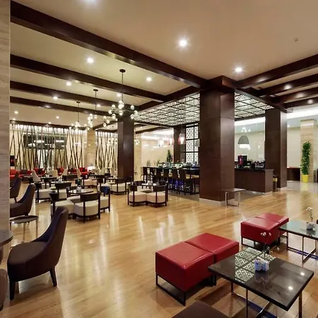 The Sense Deluxe 5* Side