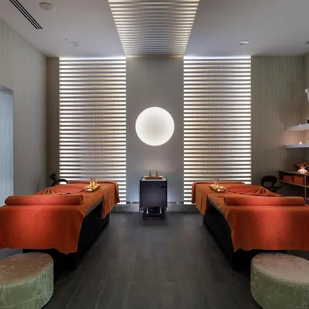 The Sense Deluxe 5* Side