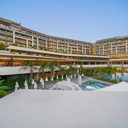 The Sense Deluxe Complex 5*